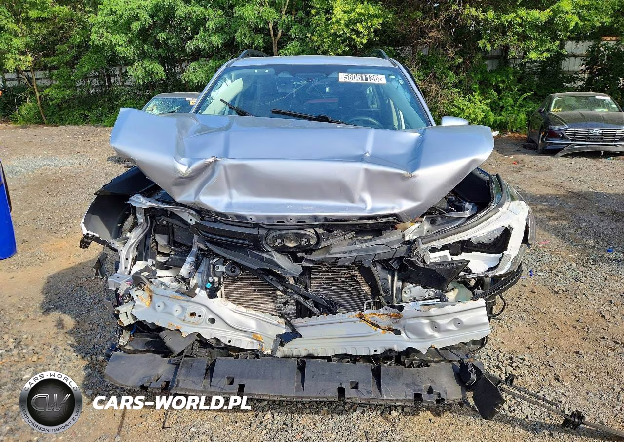 2023 Subaru Forester Premium VIN:JF2SKADC1PH444188 - 5