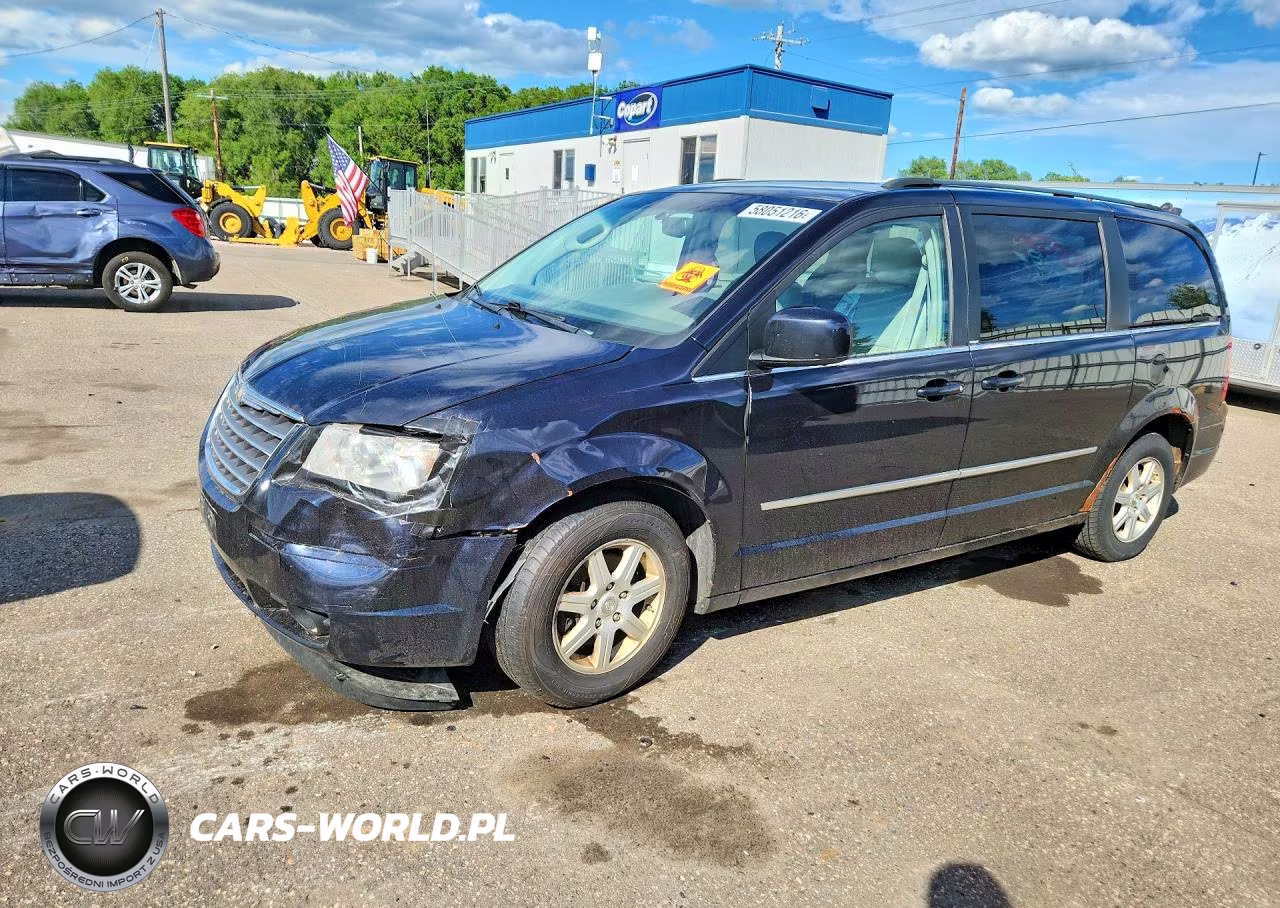 2010 Chrysler Town & Country Touring