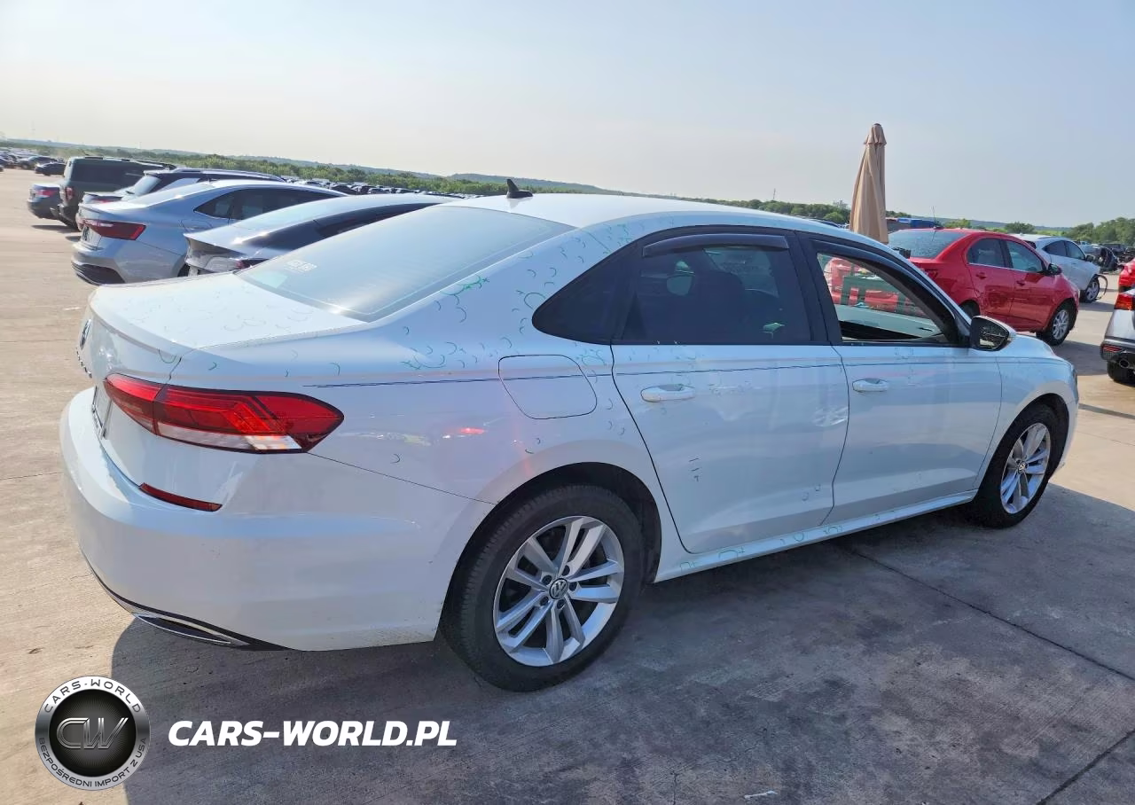 2021 Volkswagen Passat S VIN:1VWAA7A38MC016113 - 3