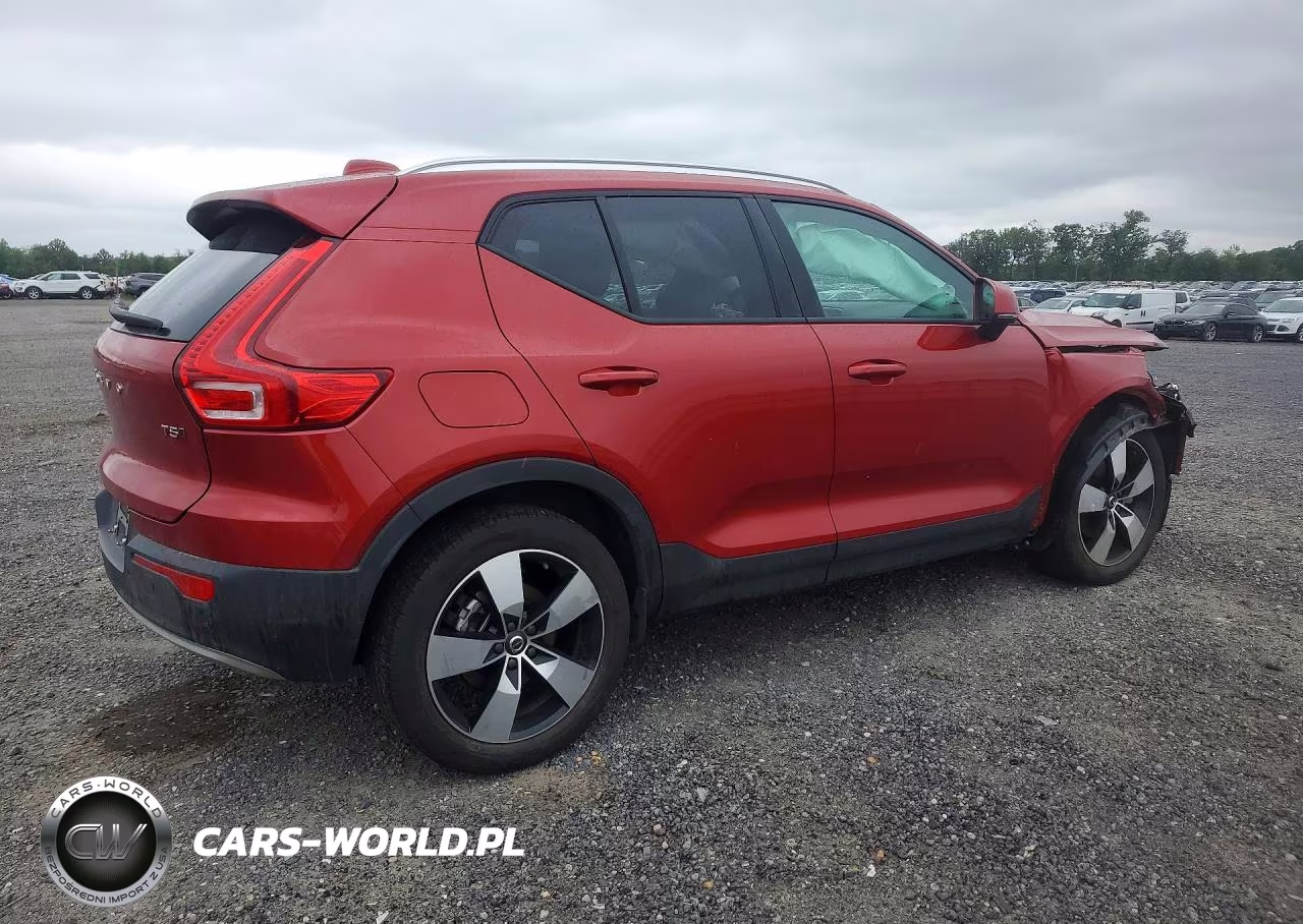 2020 Volvo Xc40 T5 Momentum VIN:YV4162UK7L2315975 - 3