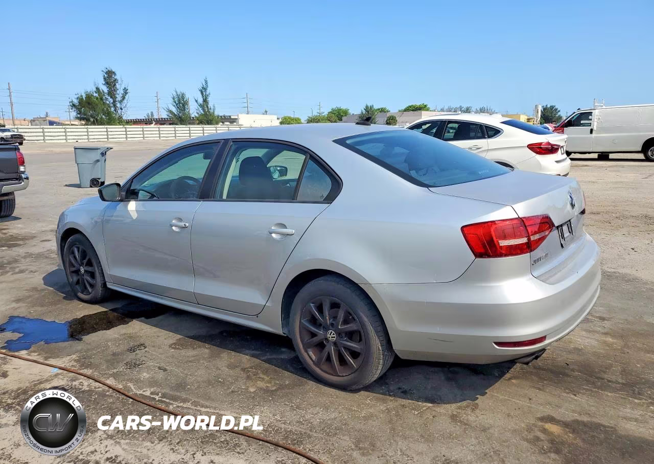 2015 Volkswagen Jetta Se VIN:3VWD17AJ6FM225931 - 2
