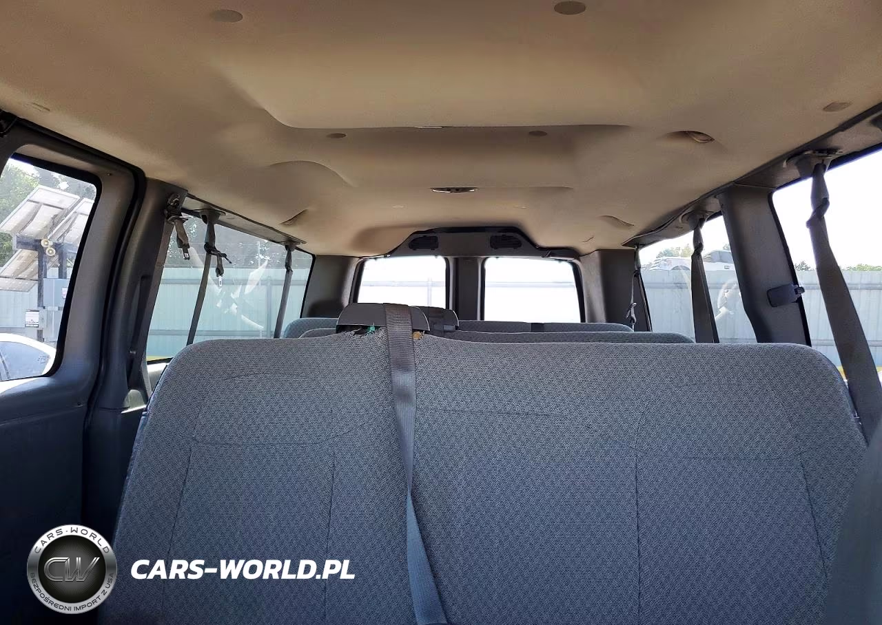 2008 GMC Savana G3500 VIN:1GJHG39K781235093 - 10