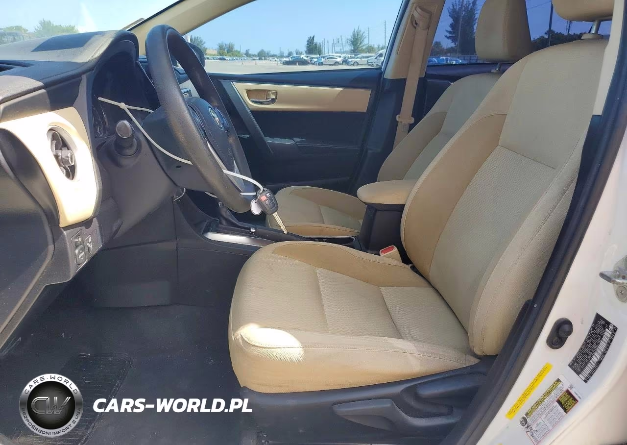 2019 Toyota Corolla Le VIN:5YFBURHEXKP927193 - 7