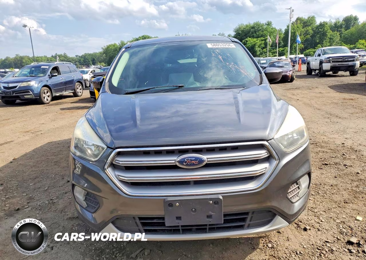 2017 Ford Escape Se VIN:1FMCU9GD0HUC40695 - 5
