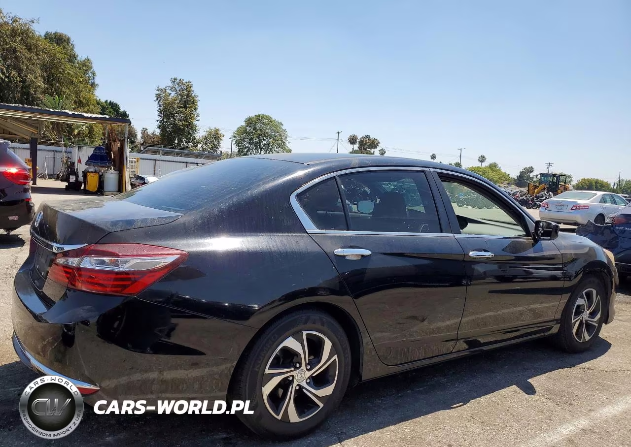 2017 Honda Accord Lx VIN:1HGCR2F39HA180621 - 3