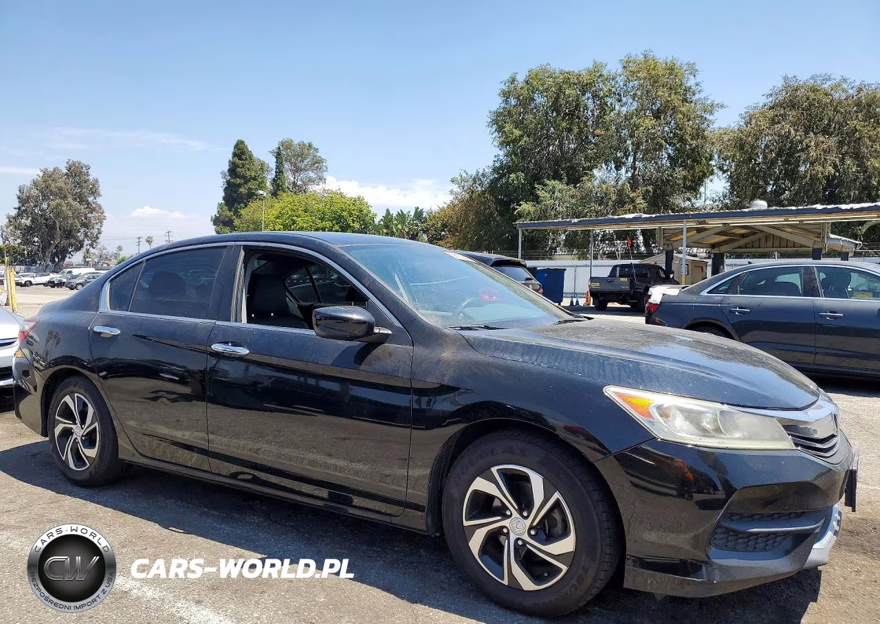 2017 Honda Accord Lx VIN:1HGCR2F39HA180621 - 4