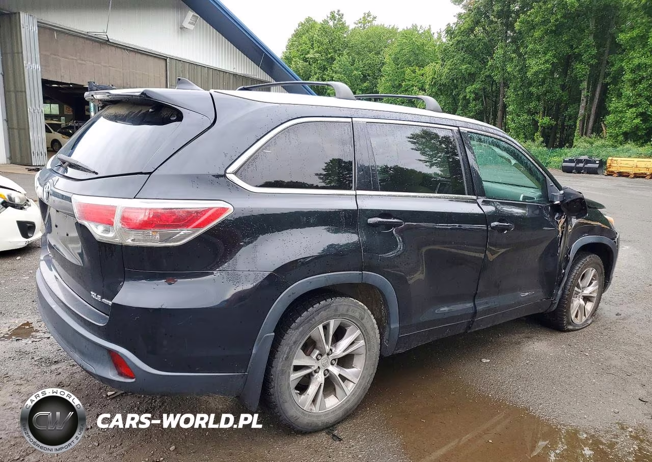 2014 Toyota Highlander Xle VIN:5TDJKRFH4ES012639 - 3