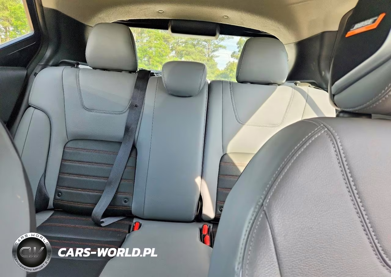 2024 Nissan Kicks Sr VIN:3N1CP5DV9RL481414 - 10