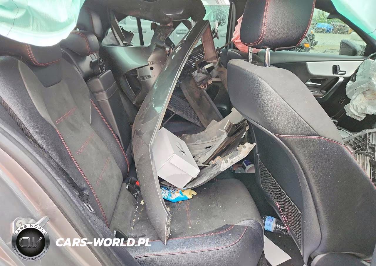 2019 Mercedes-Benz A 220 4Matic VIN:WDD3G4FB7KW000530 - 10