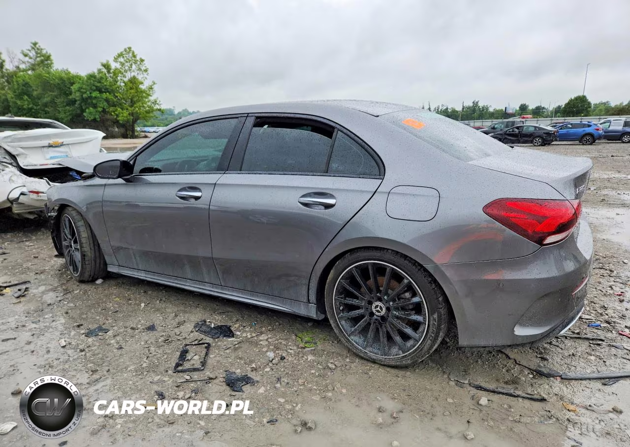 2019 Mercedes-Benz A 220 4Matic VIN:WDD3G4FB7KW000530 - 2