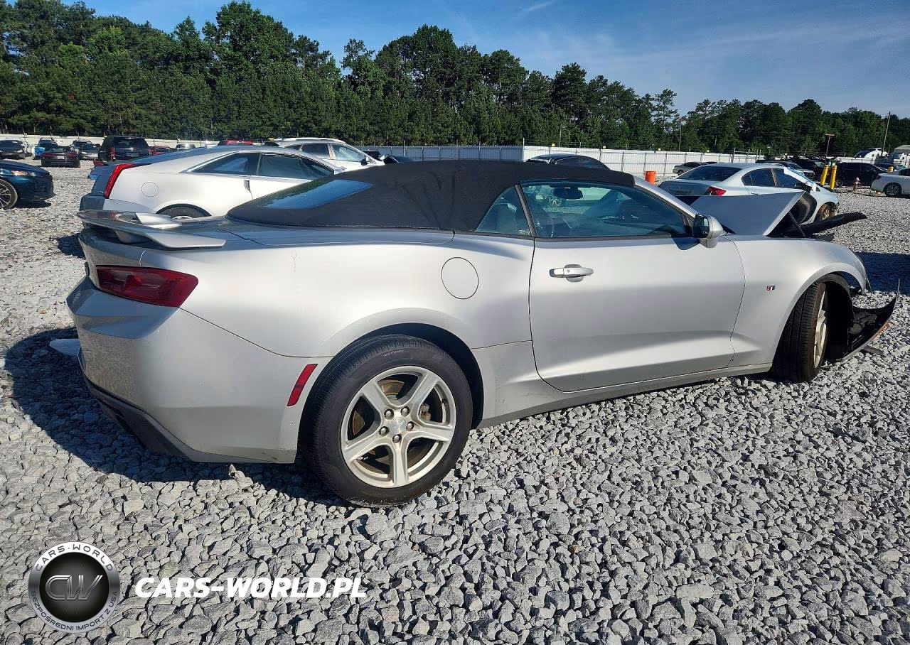 2017 Chevrolet Camaro Lt VIN:1G1FB3DX1H0139295 - 3