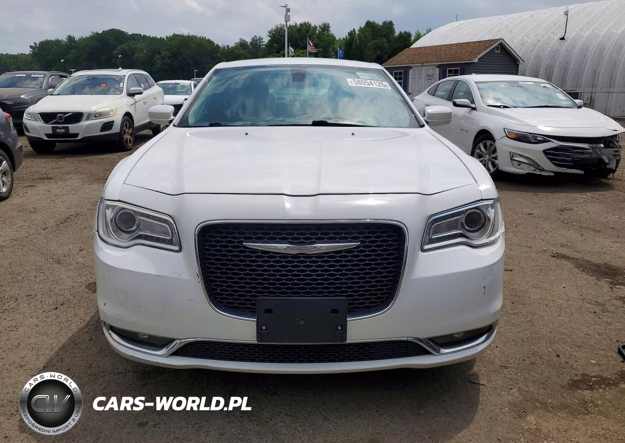 2016 Chrysler 300 Limited VIN:2C3CCARG7GH262098 - 5