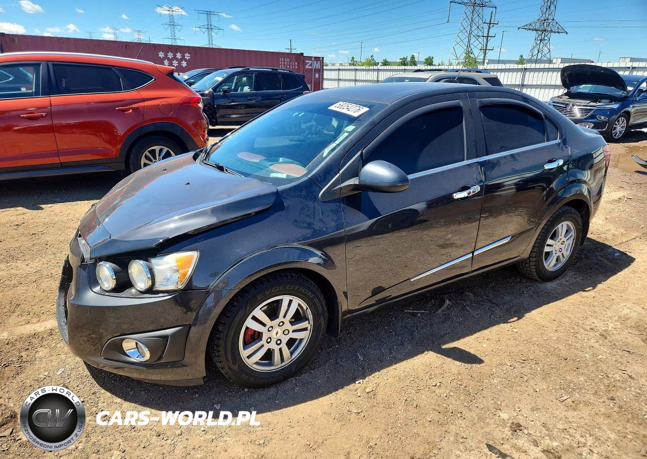 2015 Chevrolet Sonic Lt – zdjęcie 1 z 12
