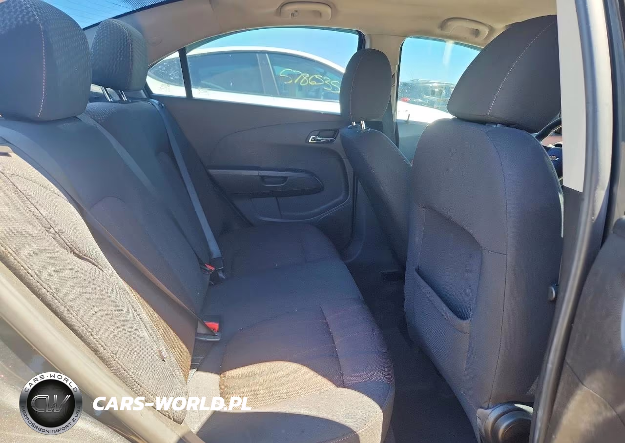 2015 Chevrolet Sonic Lt VIN:1G1JC5SH4F4132796 - 10