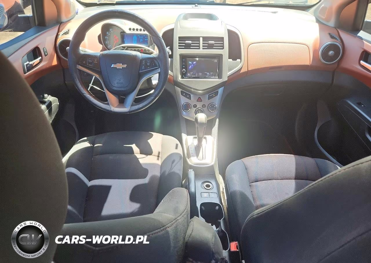 2015 Chevrolet Sonic Lt VIN:1G1JC5SH4F4132796 - 8