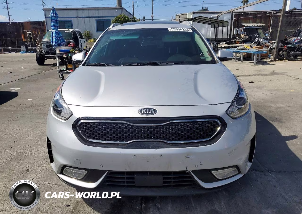 2019 Kia Niro Touring VIN:KNDCE3LC0K5306871 - 5