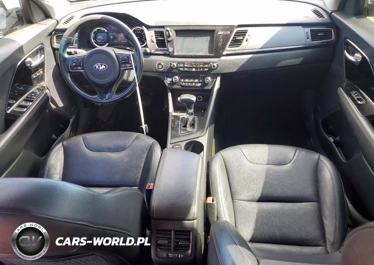 2019 Kia Niro Touring VIN:KNDCE3LC0K5306871 - 8