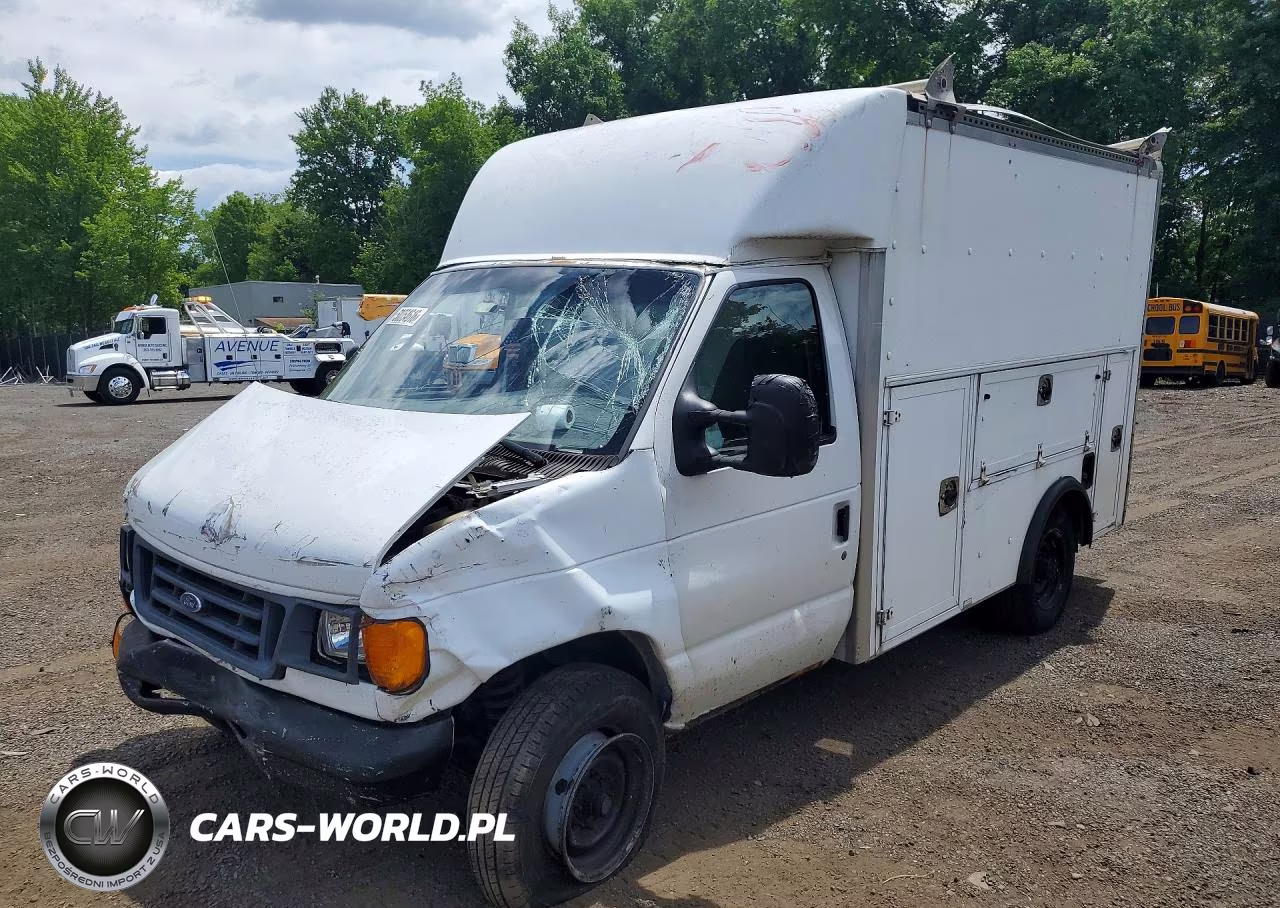 2007 Ford Econoline E350 Super Duty Cutaway Van
