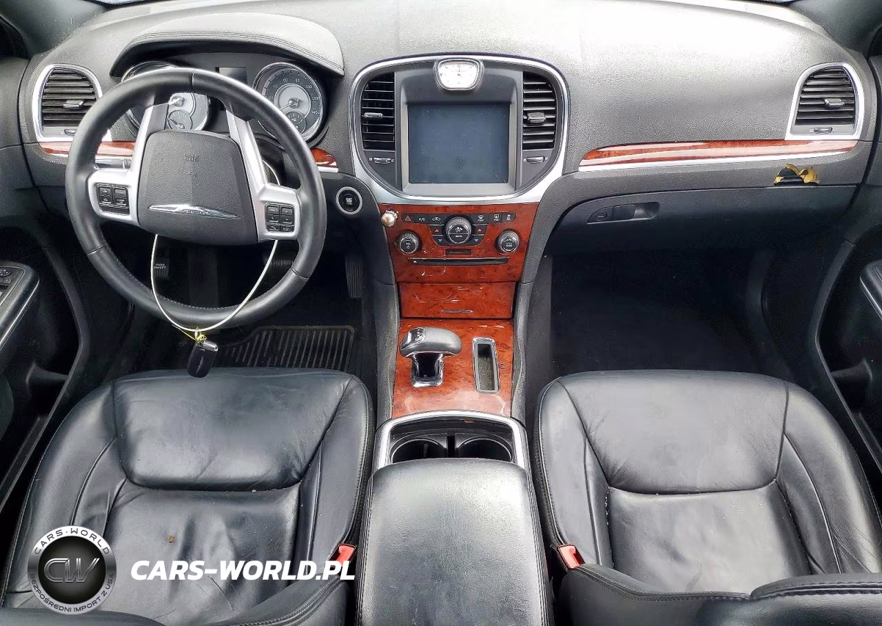 2014 Chrysler 300 VIN:2C3CCAAG0EH200065 - 8