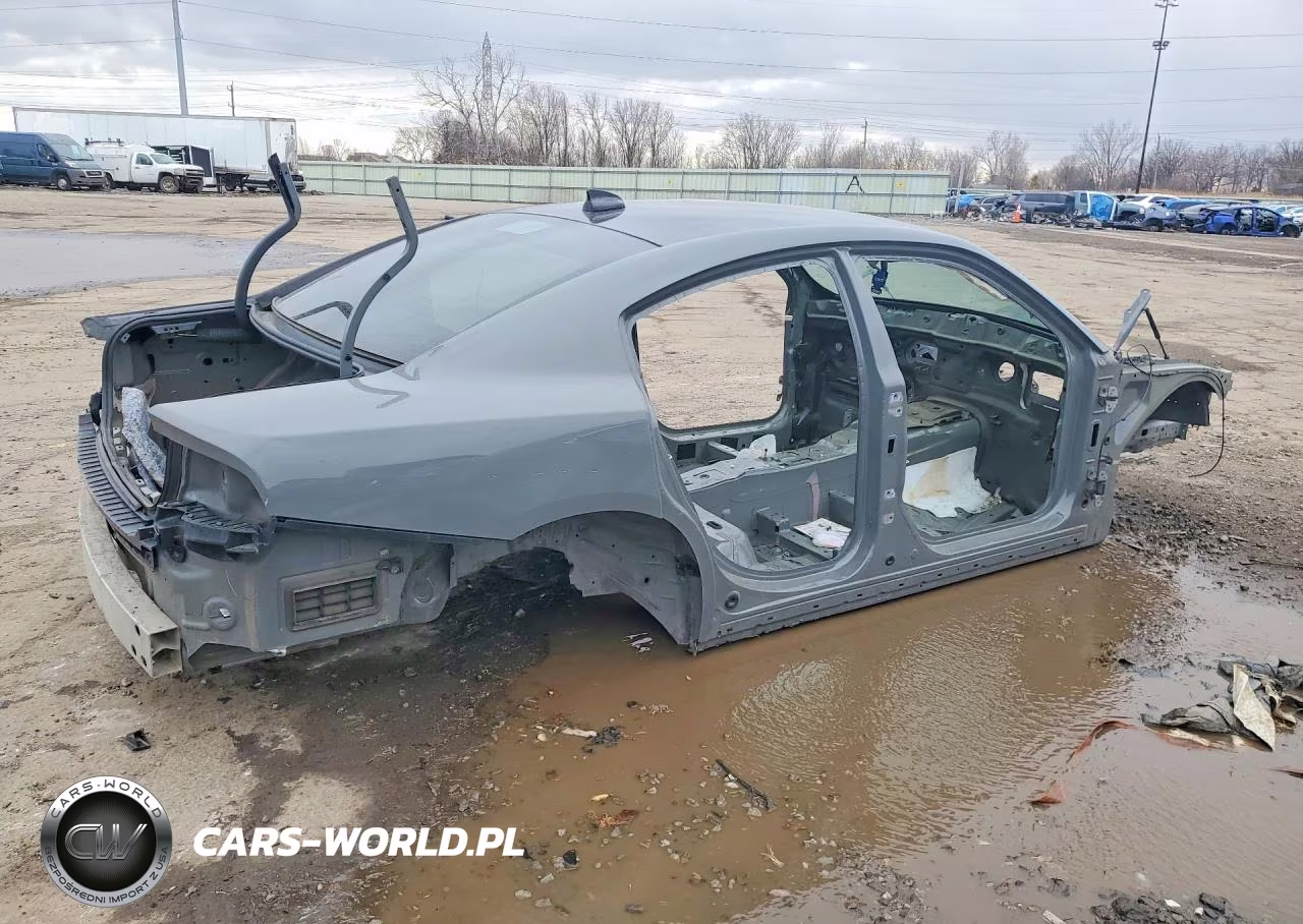 2018 Dodge Charger R VIN:2C3CDXGJ6JH303679 - 3