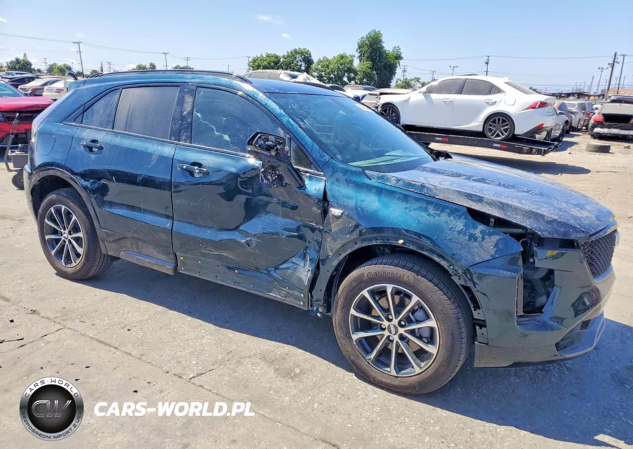 2025 Cadillac Xt4 Sport VIN:1GYFZER46SF159327 - 4