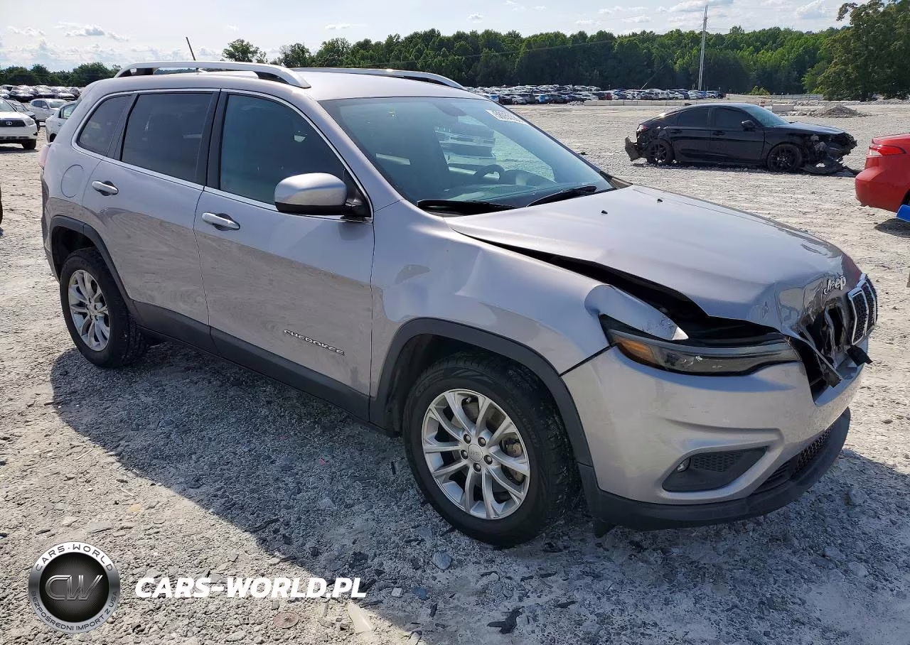 2019 Jeep Cherokee Latitude VIN:1C4PJLCB4KD285016 - 4