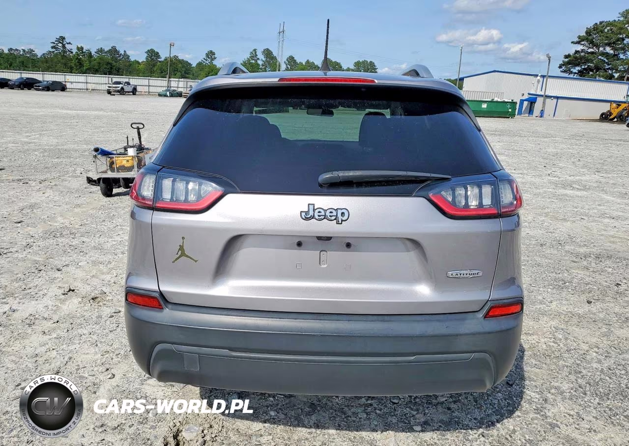 2019 Jeep Cherokee Latitude VIN:1C4PJLCB4KD285016 - 6