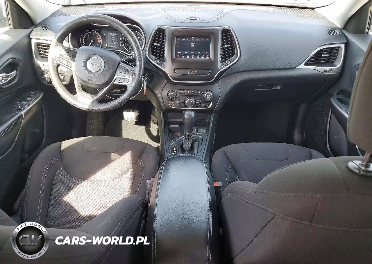 2019 Jeep Cherokee Latitude VIN:1C4PJLCB4KD285016 - 8