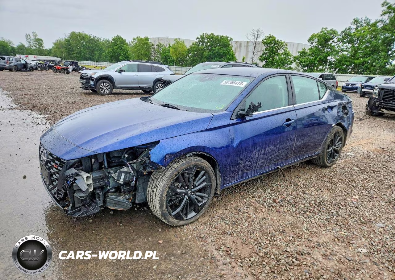 2023 Nissan Altima Sr – zdjęcie 1 z 12