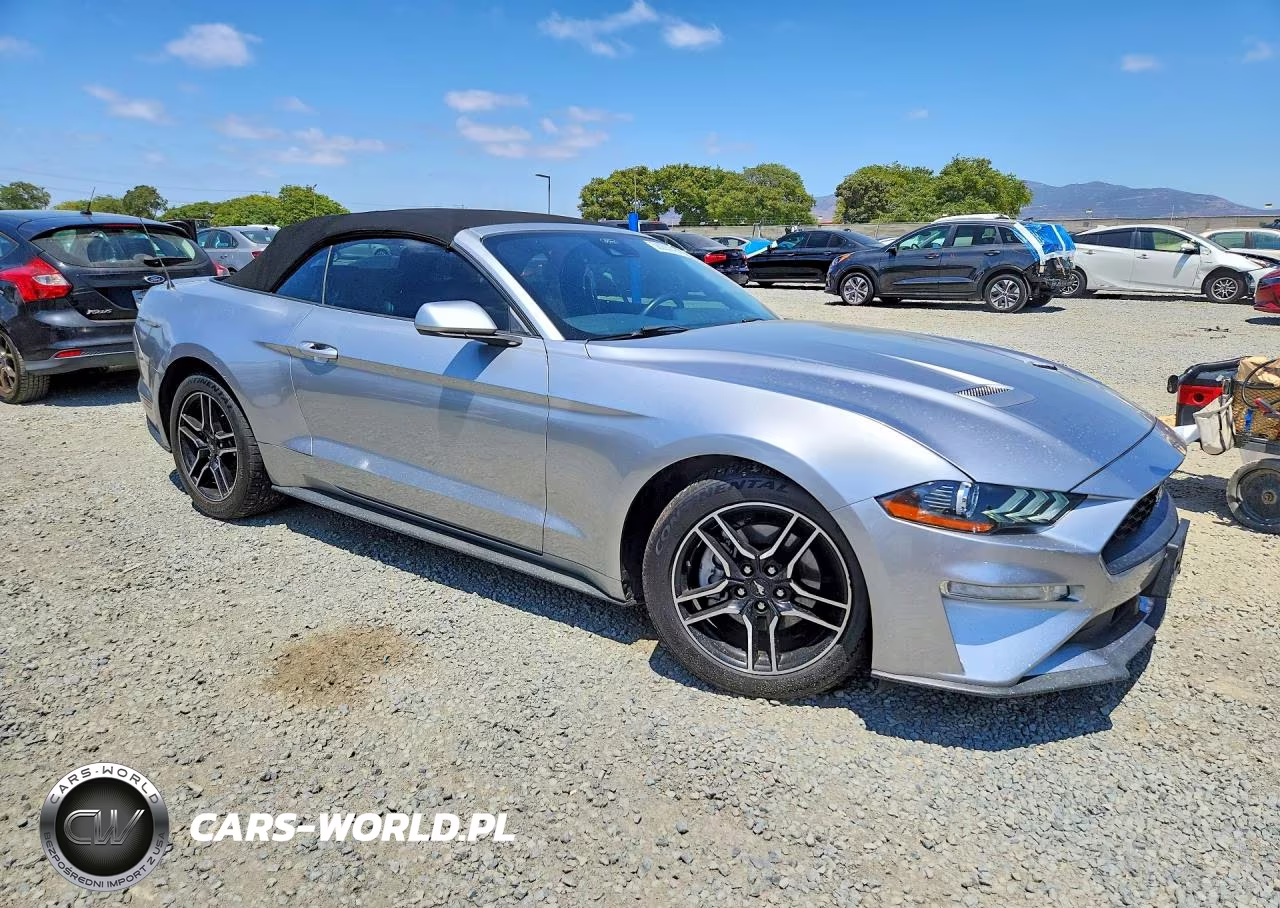 2021 Ford Mustang VIN:1FATP8UH2M5110246 - 4