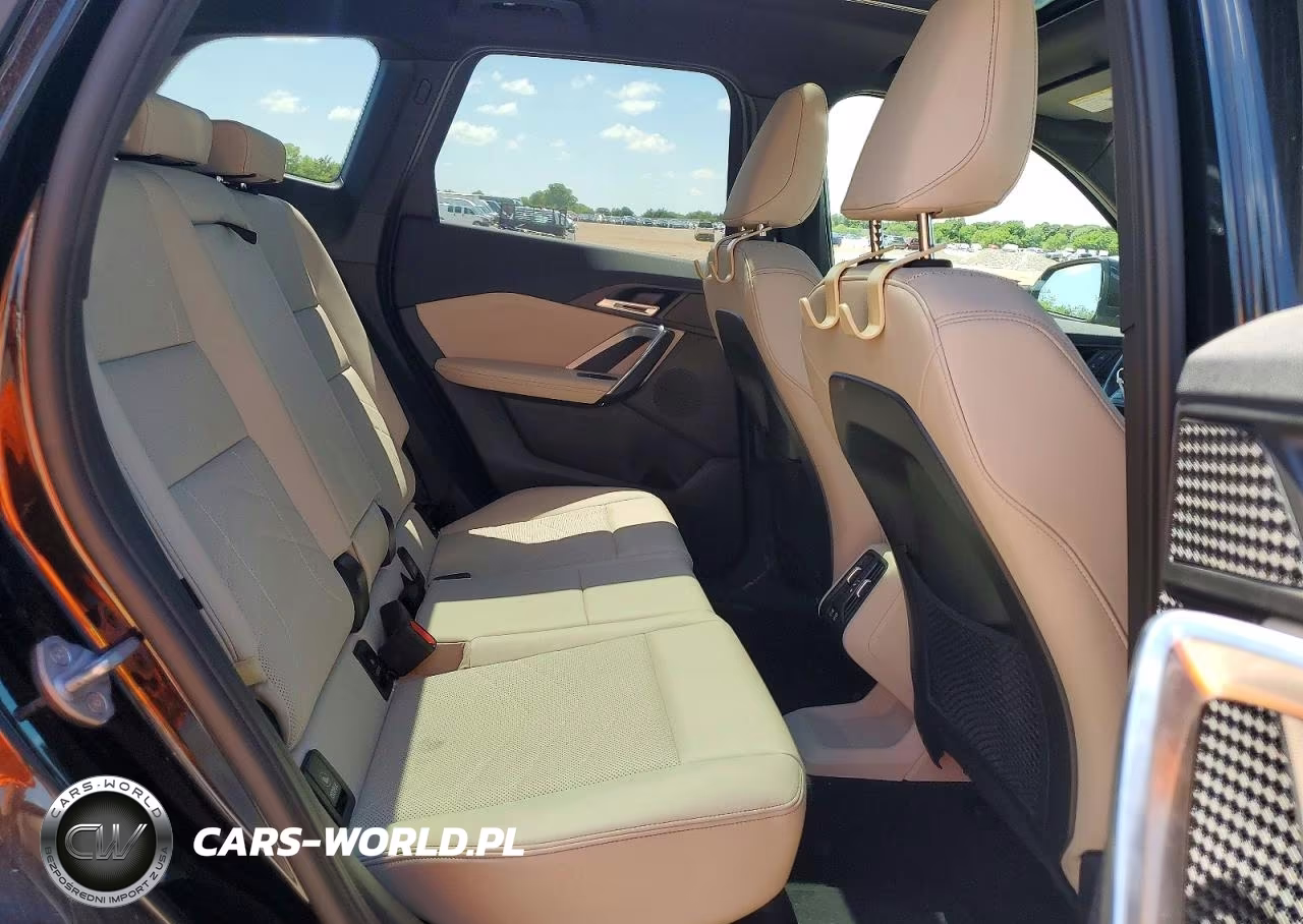 2023 BMW X1 xDrive28I VIN:WBX73EF07P5X88527 - 11