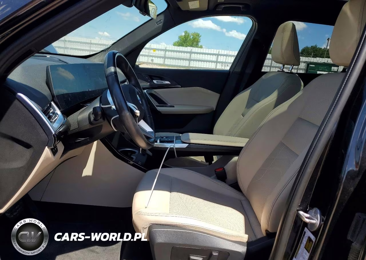 2023 BMW X1 xDrive28I VIN:WBX73EF07P5X88527 - 7