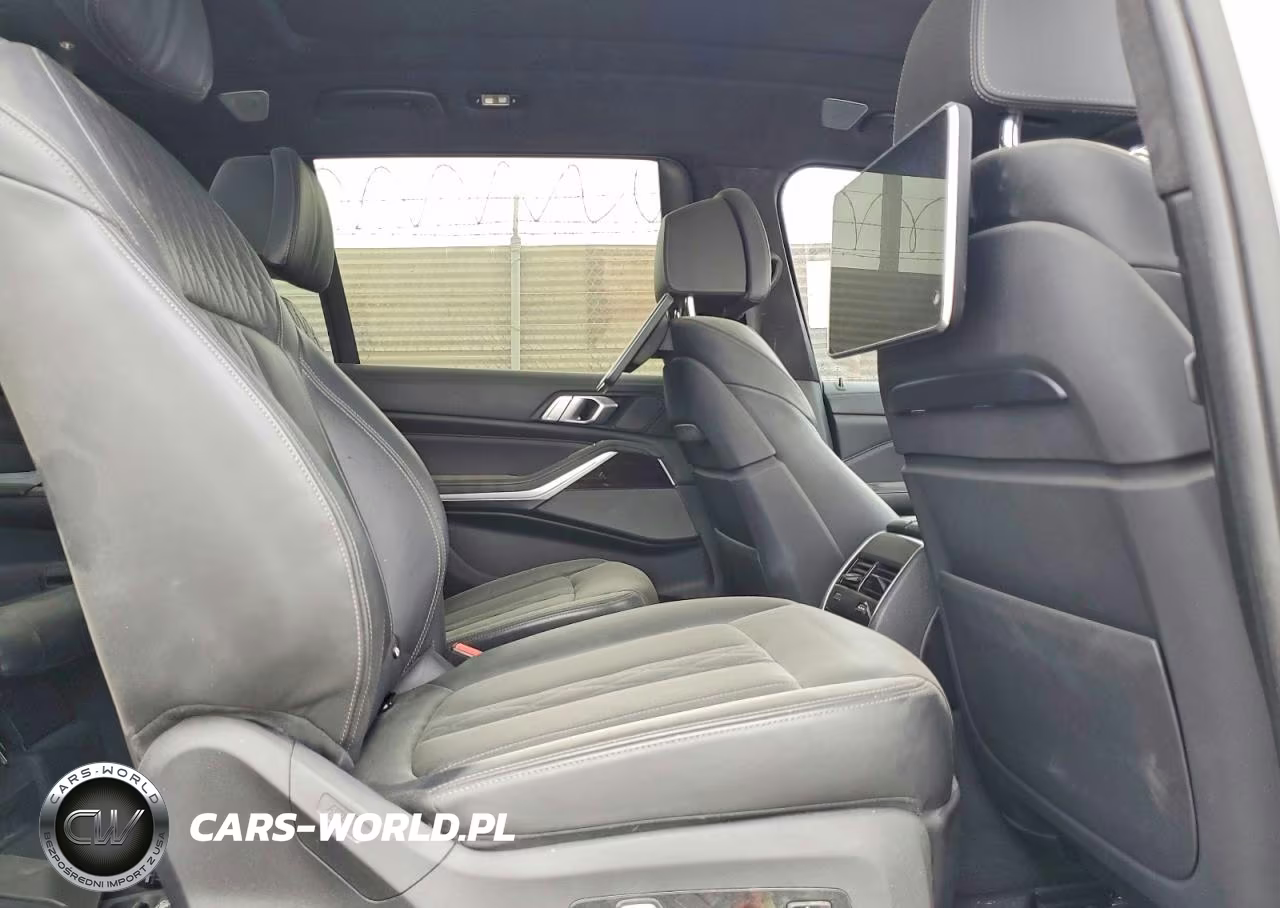 2019 BMW X7 XDRIVE50I VIN:5UXCX4C55KLB39499 - 11