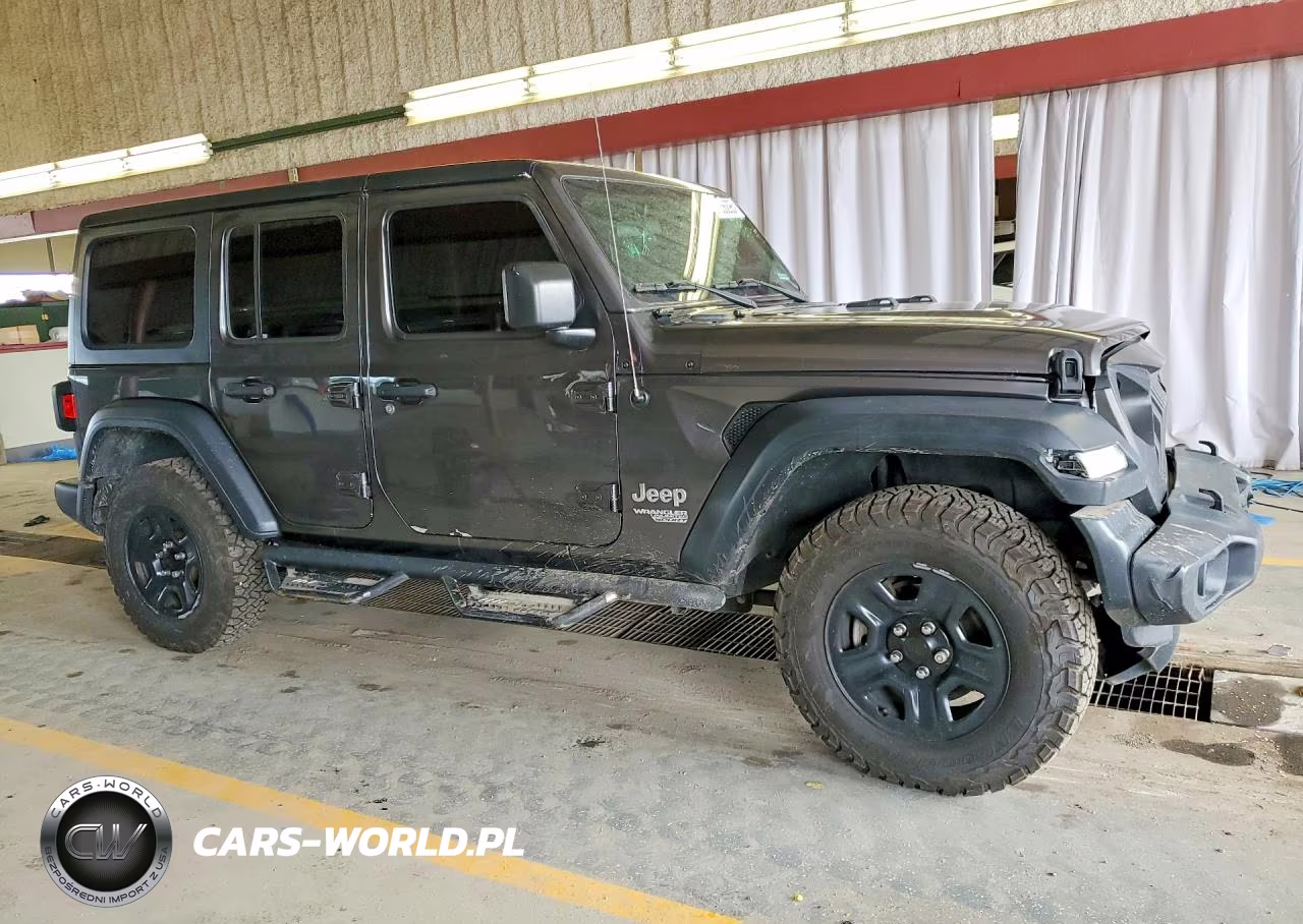 2018 Jeep Wrangler Unlimited Sport VIN:1C4HJXDN5JW189404 - 4