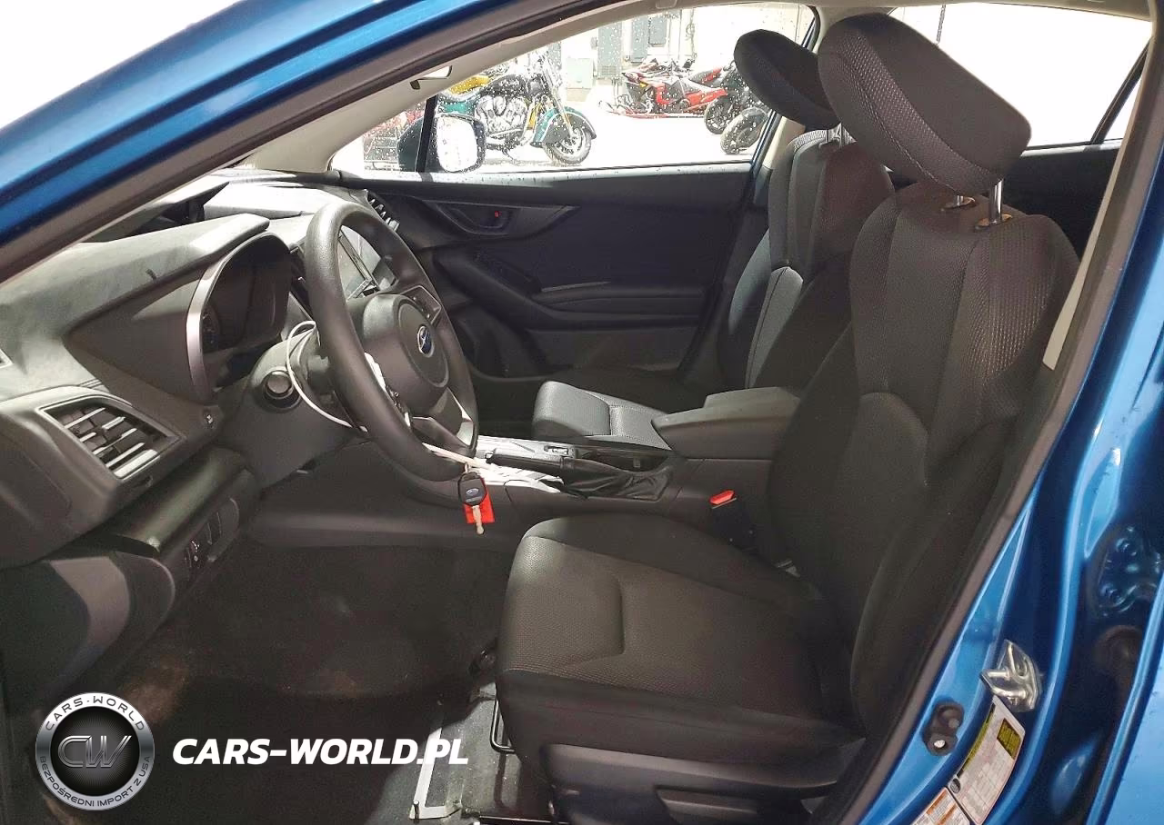 2018 Subaru Impreza Premium Plus VIN:4S3GTAD68J3701637 - 7