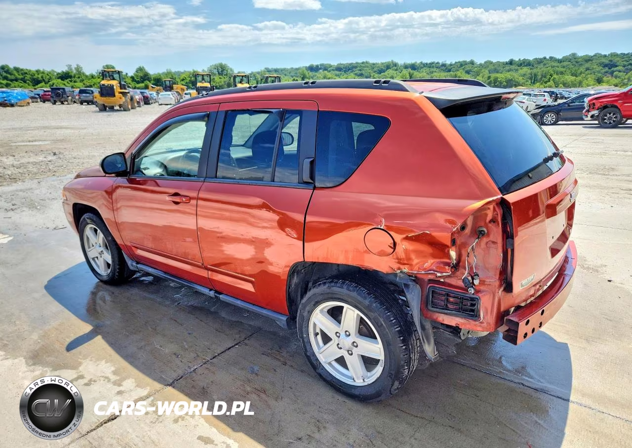2010 Jeep Compass Sport VIN:1J4NT4FA1AD504744 - 2