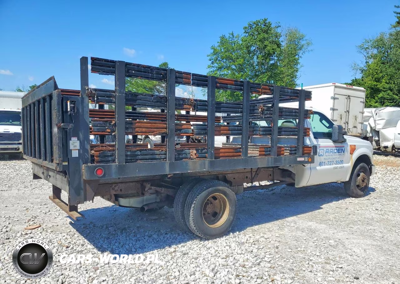 2008 Ford F350 Super Duty VIN:1FDWF36558EC89173 - 3