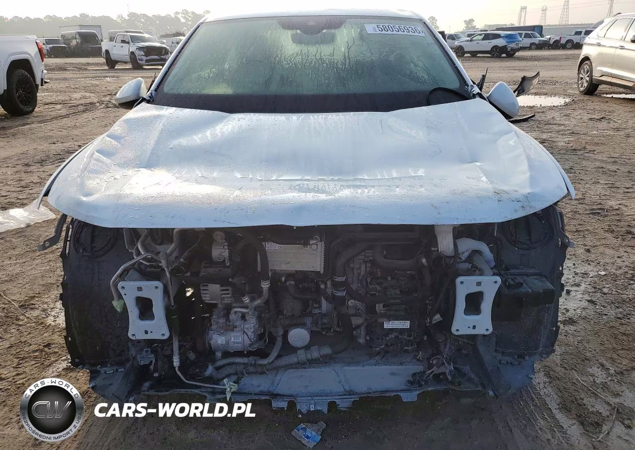 2026 Volkswagen Jetta S VIN:3VW5W7BU2TM022190 - 5