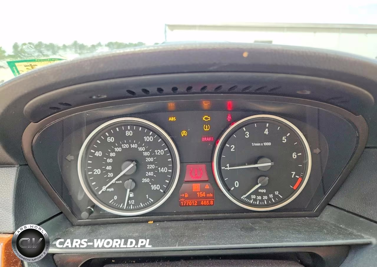2010 BMW 528 Xi VIN:WBANV1C56AC444467 - 9