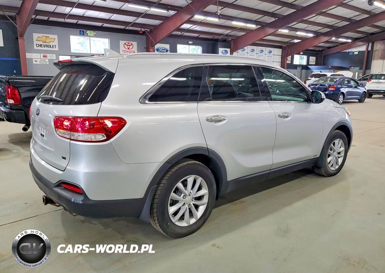 2016 Kia Sorento Lx V6 VIN:5XYPGDA50GG161920 - 3