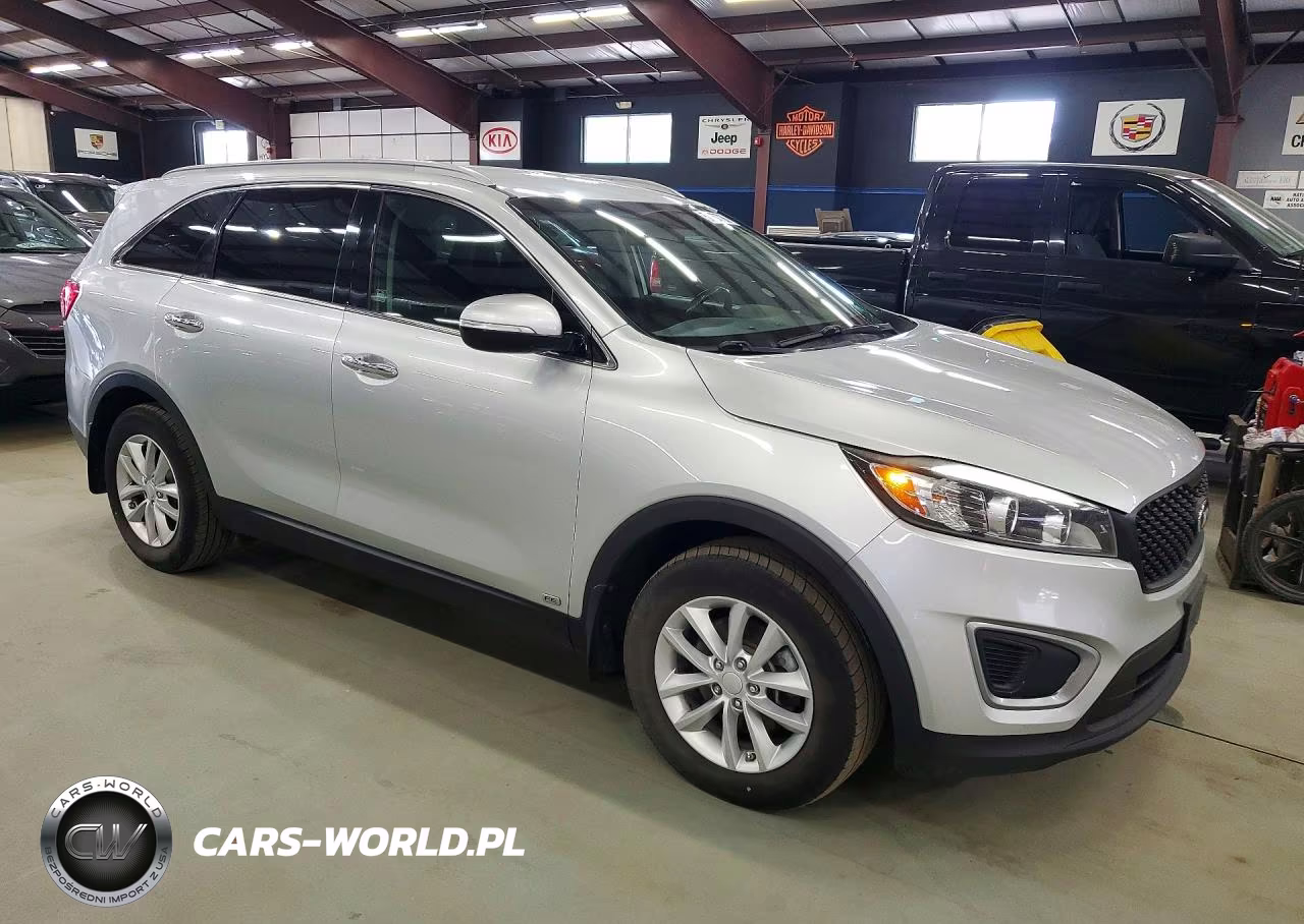 2016 Kia Sorento Lx V6 VIN:5XYPGDA50GG161920 - 4