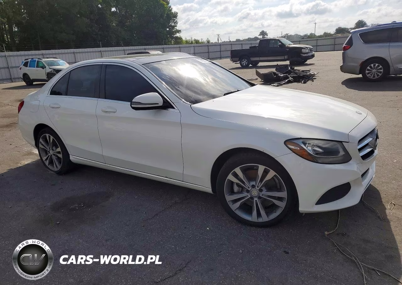 2016 Mercedes-Benz C 300 4Matic VIN:55SWF4KB3GU156056 - 4