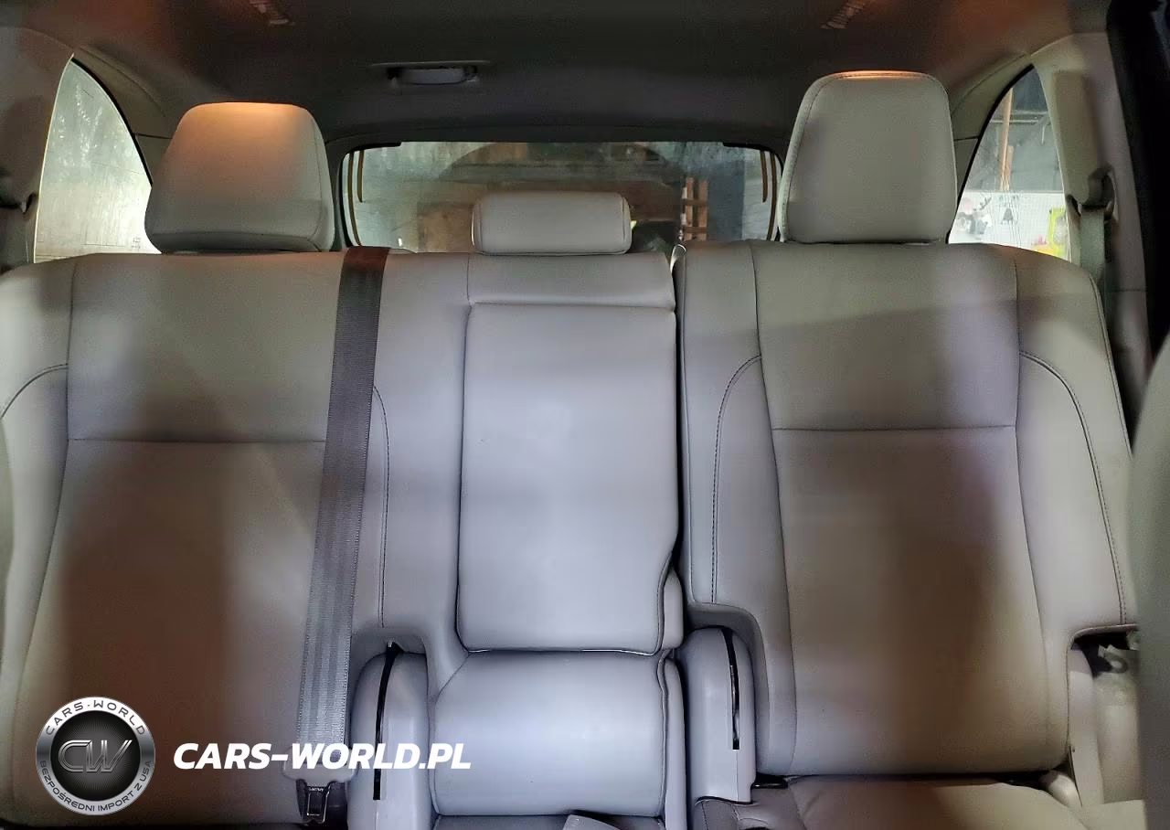 2019 Toyota Highlander Hybrid Xle VIN:5TDJGRFH0KS059552 - 10