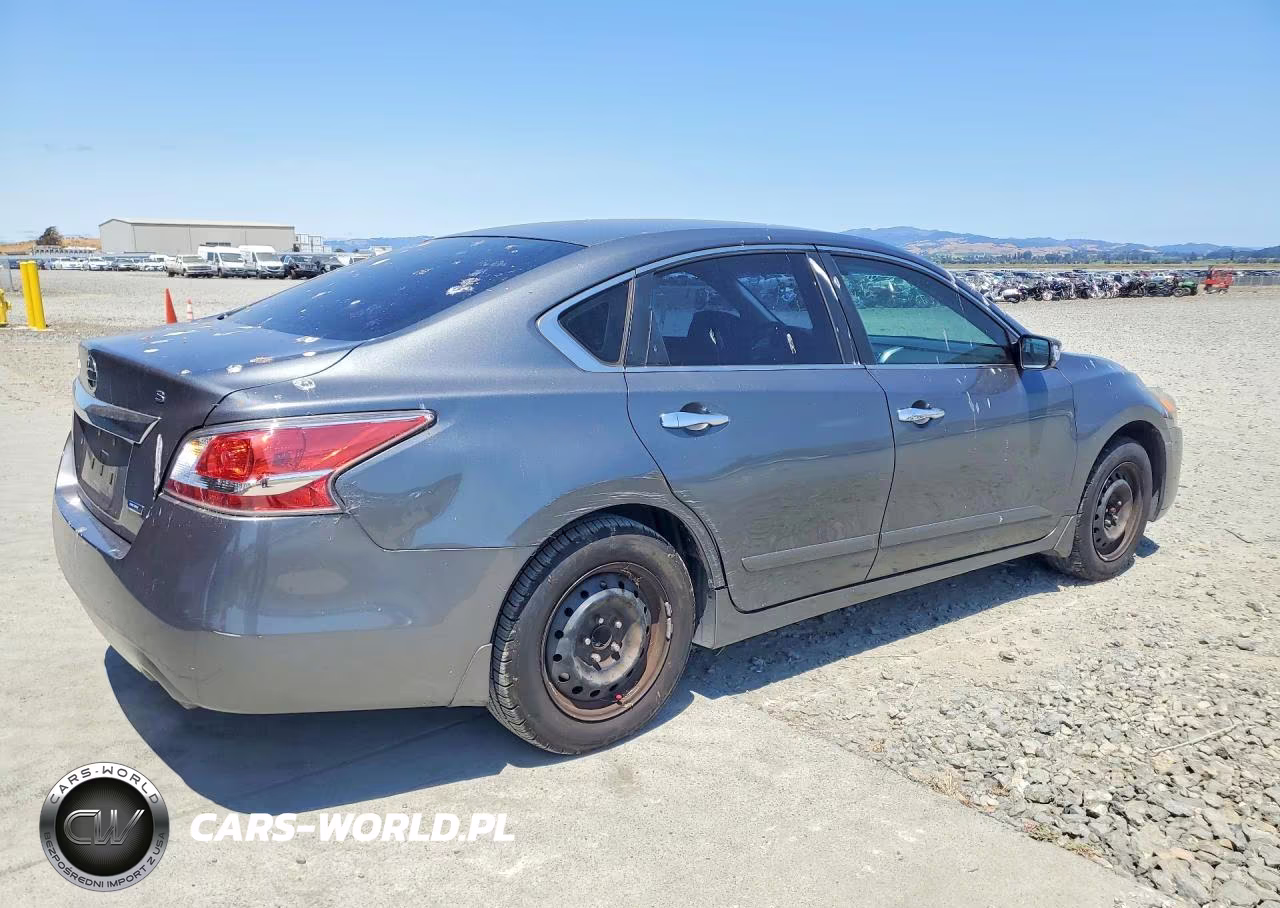 2014 Nissan Altima 2.5 S VIN:1N4AL3AP1EN357258 - 3