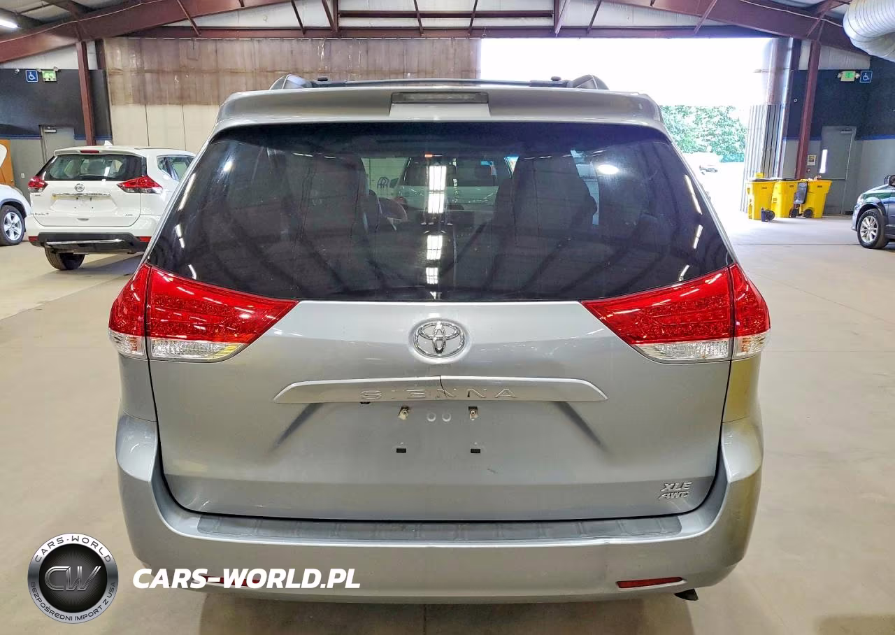 2013 Toyota Sienna Xle 7-Passenger VIN:5TDDK3DC6DS053919 - 6