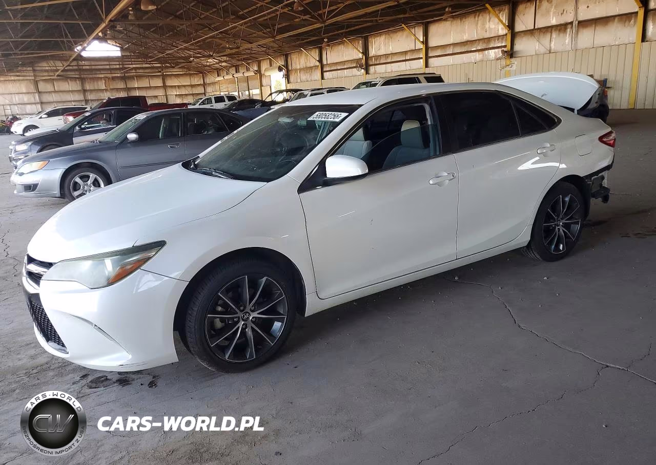 2015 Toyota Camry Xse