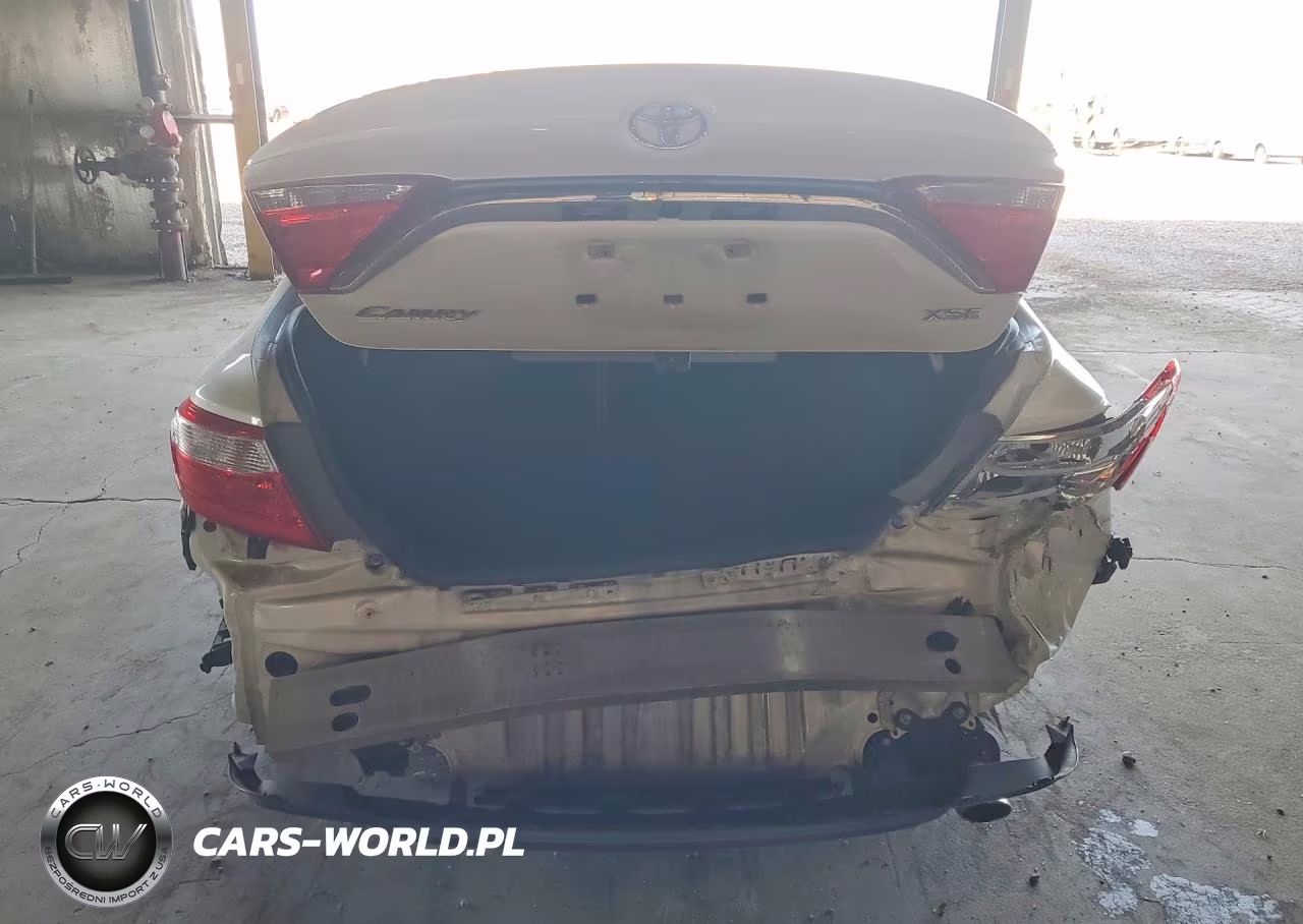 2015 Toyota Camry Xse VIN:4T1BF1FK1FU485011 - 6