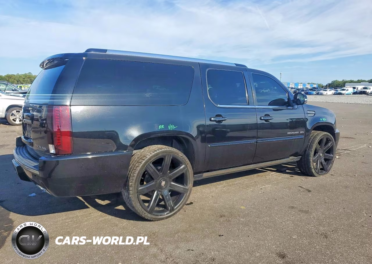 2013 Cadillac Escalade Esv Premium VIN:1GYS3JEF9DR215178 - 3