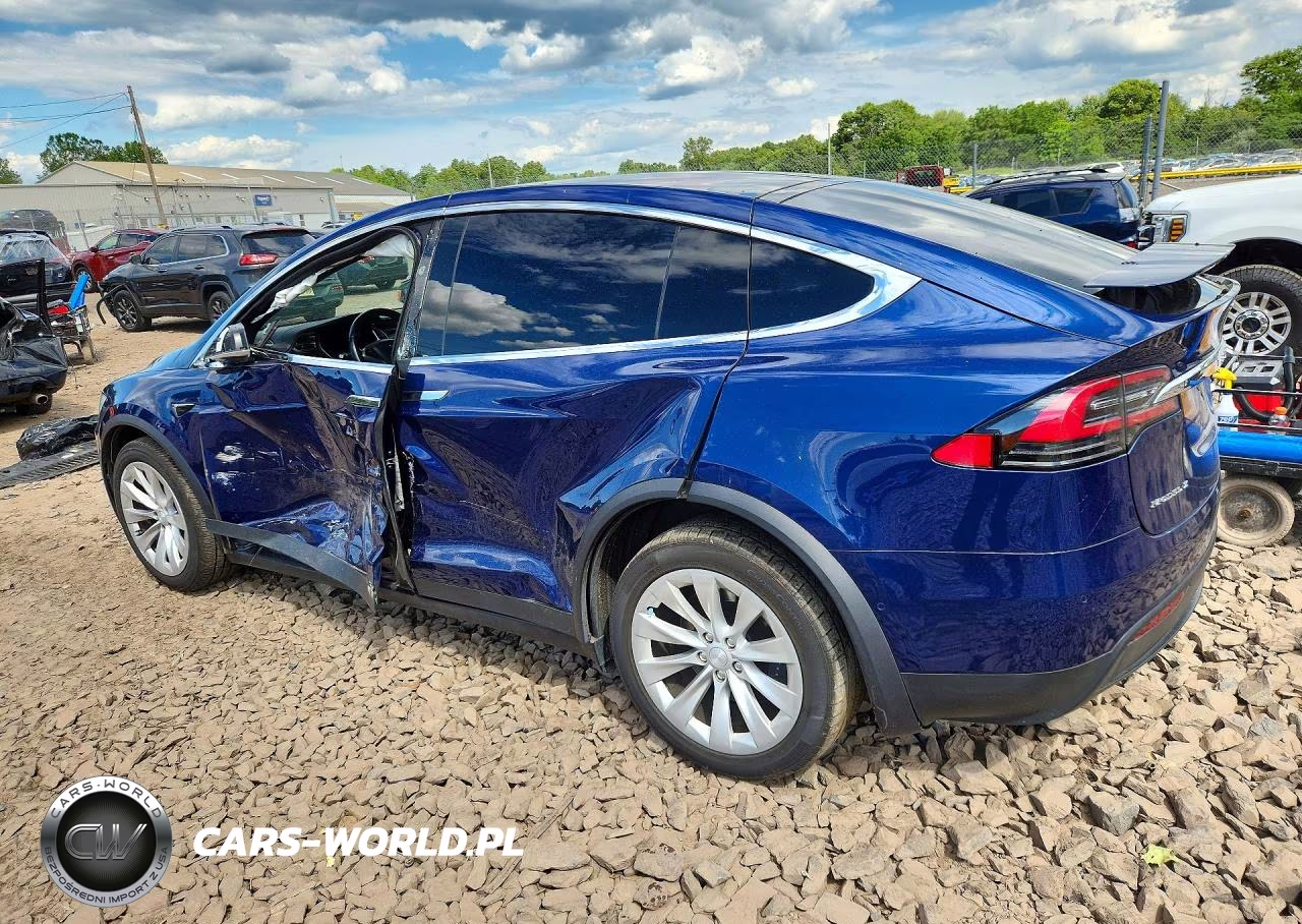 2017 Tesla Model X VIN:5YJXCBE20HF057677 - 2