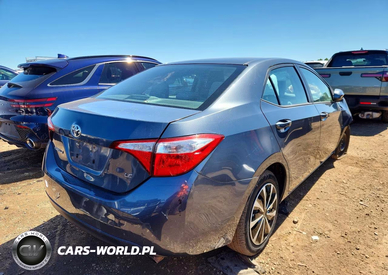 2014 Toyota Corolla Le VIN:5YFBURHE2EP128190 - 3